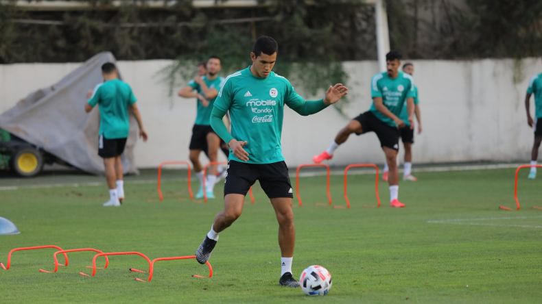 معنويات ماندي تحتاج إلى ترميم