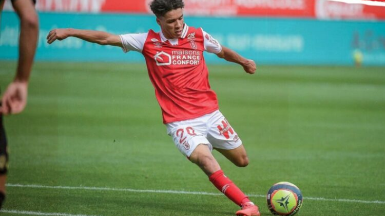 اللاعب إيلان قبال يحلم باللعب للخضر