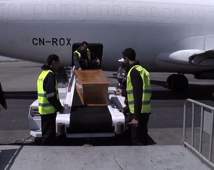 Aéroport d’Alger: 58 dépouilles rapatriées de France en une seule journée