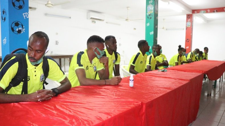 “الخضر” سيُواجهون منتخبا محلّيا