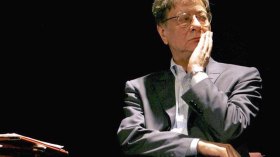 في ذكرى رحيله 13 محمود درويش والجزائر علاقة أكبر من قضية