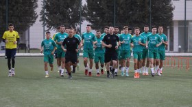 فوز المنتخب الوطني المحلي