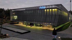“الفيفا” ضدّ حرمان أجانب البريمرليغ من خوض تصفيات المونديال