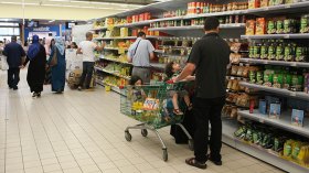 هوس التسوق.. “وباء” آخر يصيب جزائريين مع اقتراب الدخول الاجتماعي!