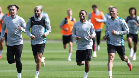 بداية مُتعثّرة لِمحرز وزملائه