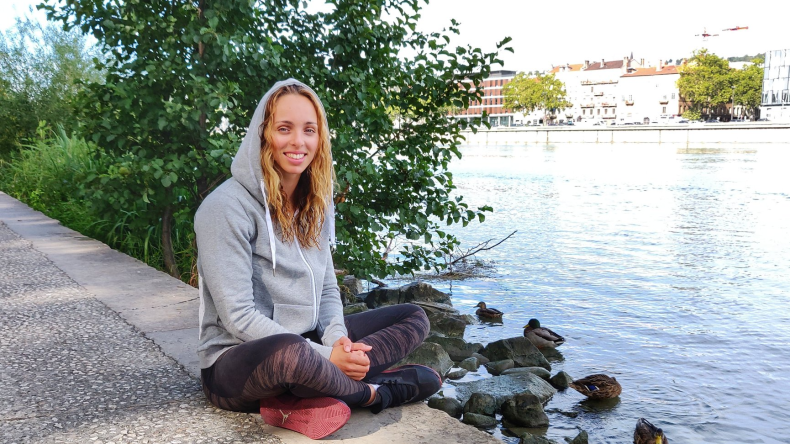 السبّاحة مليح تُبرّر “بؤسها” الأولمبي