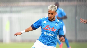 بِالفيديو: آدم الوناس يتألّق وأنصار نابولي يلتفّون حوله