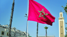 ارتباك وتناقضات في المواقف المغربية بعد قطع العلاقات الدبلوماسية