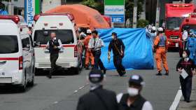 Attaque au couteau dans un train à Tokyo: Plusieurs passagers blessés