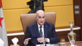 الرئيس تبون: من يريد المساس بالوحدة الوطنية سيدفع الثمن غاليا 