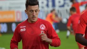 قادري يتعرض لإصابة خطيرة ستبعده 4 أشهر عن الملاعب