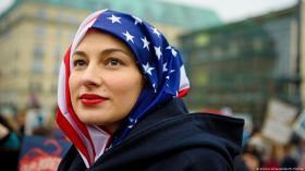 إيكونوميست: تفوق مذهل للمسلمين بأميركا رغم حملات التشويه