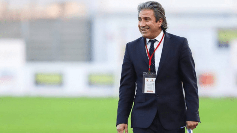 الكوكي باق في الوفاق