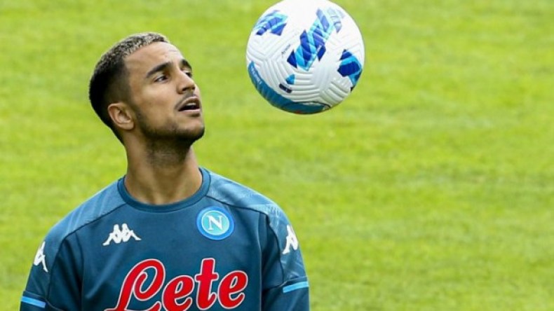 آدم الوناس كاد يرحل والمدرب يُهرول لِإقناعه بِالبقاء