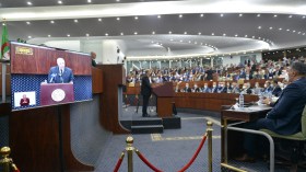 بن عبد الرحمان يقدم توضيحات حول استرجاع الأموال بالتسوية ومراجعة سياسية الدعم