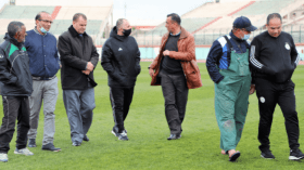 بعد تصريحات بلماضي.. وزارة الشباب والرياضة تفتح تحقيقا حول ملعب تشاكر