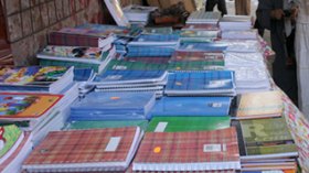 أطبّاء يحذّرون من شراء الكراريس التي تحتوي على الفثالات