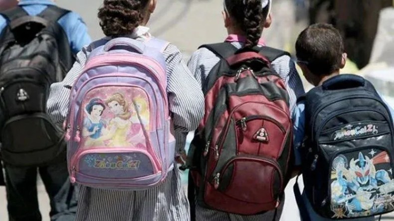 إجراء جديد للتخفيف من ثقل المحفظة المدرسية