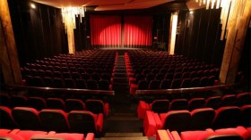 أربعة أفلام لإعادة فتح قاعات السينما