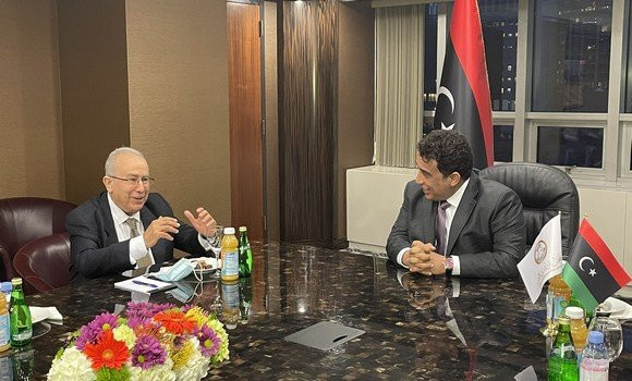 Lamamra reçu à New York par le président du Conseil présidentiel libyen