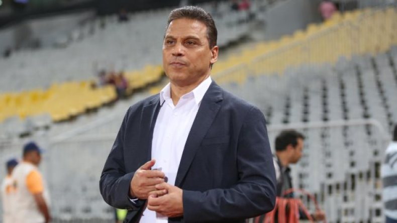 إقالة مدرب منتخب مصر