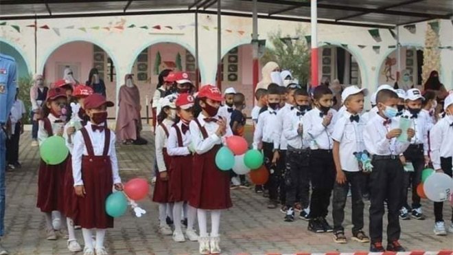 مدارس تستقبل التلاميذ بهندام موحد