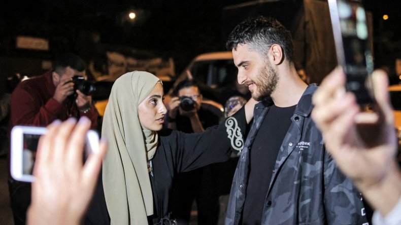 الناشطة الفلسطينية منى الكرد وشقيقها ضمن الشخصيات الـ100 الأكثر تأثيرا في العالم