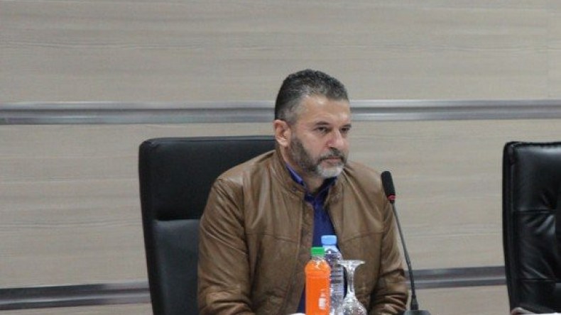 وزير الرياضة يُوقف رئيس اتحادية كرة اليد