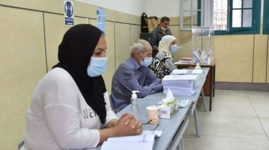 Les élections servent au “makhzen” a afficher une image de démocratie