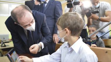 Crise du livre scolaire…le ministre de l’Education sort de son silence