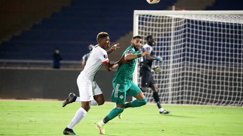 Burkina Faso (1-1) Algérie: Résultat décevant des verts !