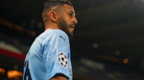 لعبة فيفا 22 “تقصي” محرز والدولي الجزائري يرد بطريقته