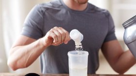 شباب يستهلكون غبرة العجول ومراهم الأحصنة لـ “نفخ” العضلات!!