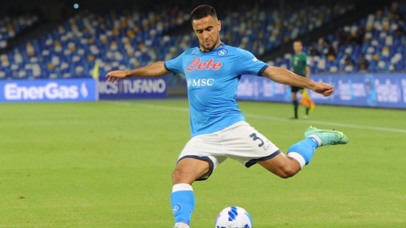 آدم الوناس يفكّ لغز “السيّدة العجوز”!