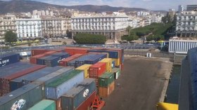 مسؤول بمديرية الجمارك يكشف قيمة الصادرات الجزائرية خارج المحروقات