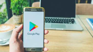 تطبيق لتسجيل حضور الطلبة آليا