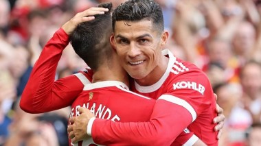 مثل الأيام الخوالي.. رونالدو يبدع في الأولد ترافورد