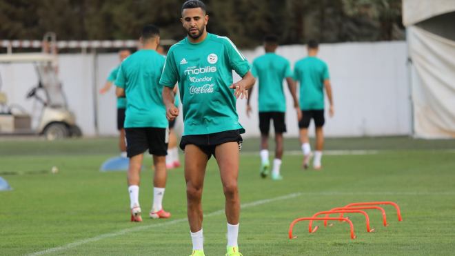 بلماضي يميل إلى الانضباط العسكري ولا يُحبّ “كلام نواعم”