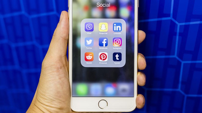 “الغيرة الإلكترونية” داء جديد يستفحل بين رواد مواقع التواصل!