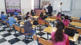 المدرسة الرقمية.. جدل في البداية وتخوف من النتائج