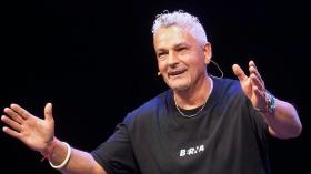 باجيو: لا تتسلّقوا فوق أكتاف الفقراء بِمشاريعكم الكروية