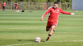 بِالفيديو: ثنائية من بن زية بينها هدف استعراضي