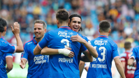 درفلو يُسجّل لكن الفوز من نصيب زروقي