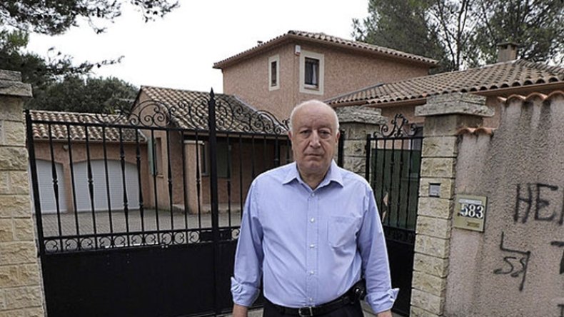 تخفيض باريس لتأشيرات الجزائريين قرار بخلفية انتخابية