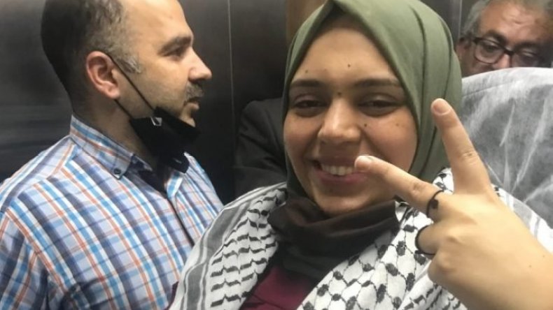 الإفراج عن أسيرة فلسطينية حامل في شهرها التاسع