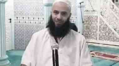 الإمام خالد صالحي راح ضحية جريمة شنعاء.. فبأي ذنب قتل!