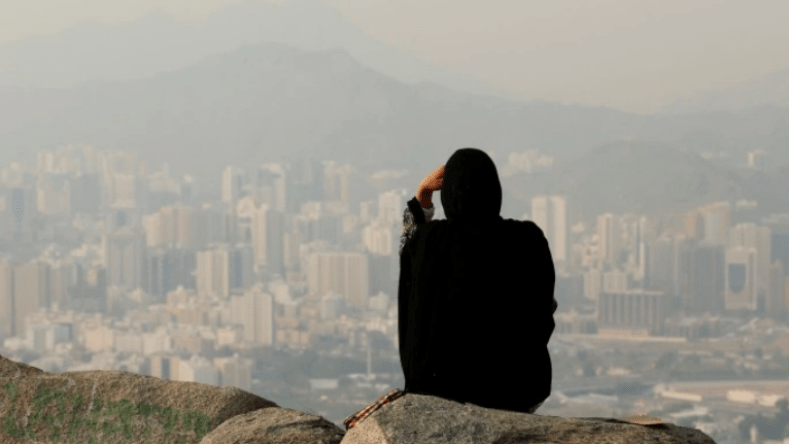 الحمو.. العدو الذي يحفر لزوجة الأخ!