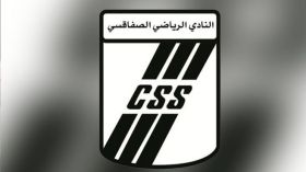 نقاش ورايح يوقعان في الصفاقسي التونسي