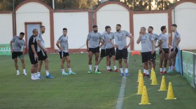 “المحاربون” بتعداد مكتمل .. وحصة شكلية بملعب مراكش الكبير