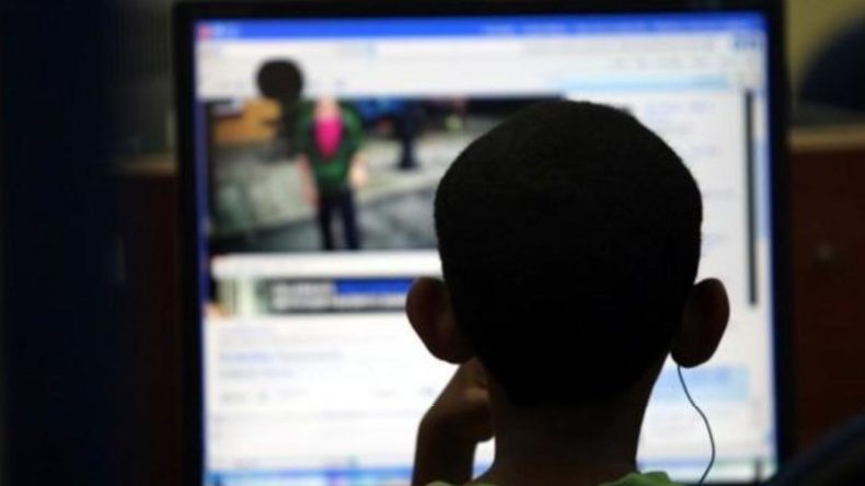 هذه حقيقة تمكن طفل صيني عمره 13 عامًا من تعطيل منصات فيسبوك